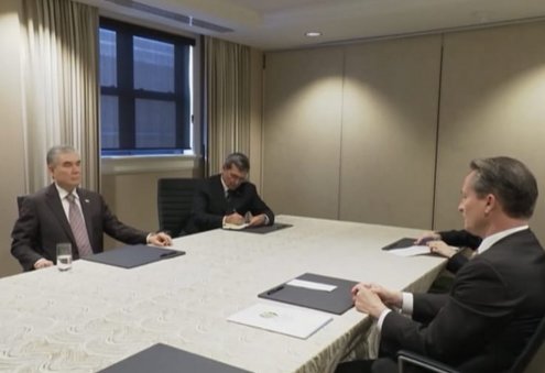 Gurbanguly Berdimuhamedow ABŞ-da birnäçe duşuşyklary geçirdi