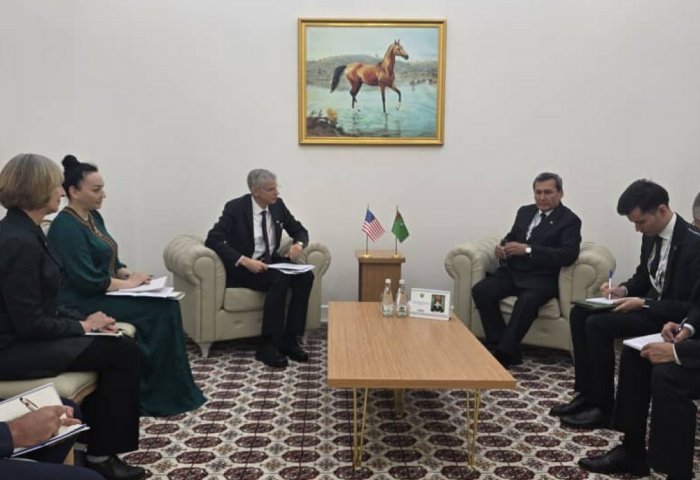 Türkmenistan we ABŞ 2025-nji ýylda syýasy geňeşleri geçirmegi meýilleşdirýärler Türkmenistan we ABŞ 2025-nji ýylda syýasy geňeşleri geçirmegi meýilleşdirýärler