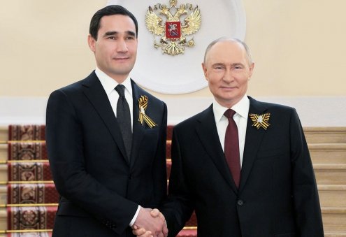 World Leaders Congratulate Turkmen President on Victory Day