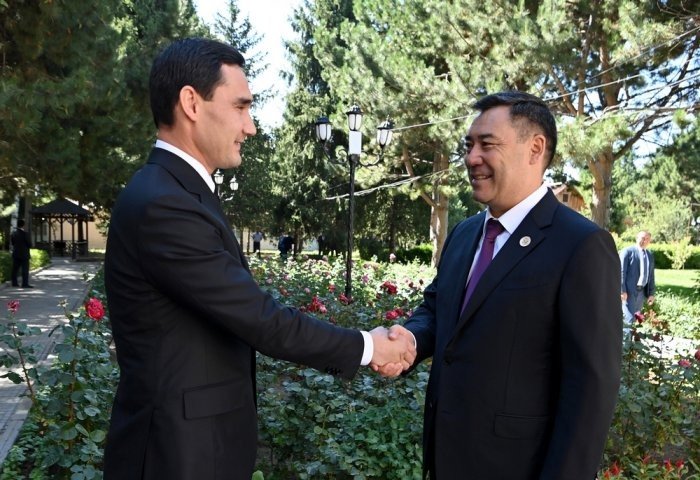 Türkmenistan Devlet Başkanı, Kırgızistanlı mevkidaşıyla telefon görüşmesi gerçekleştirdi