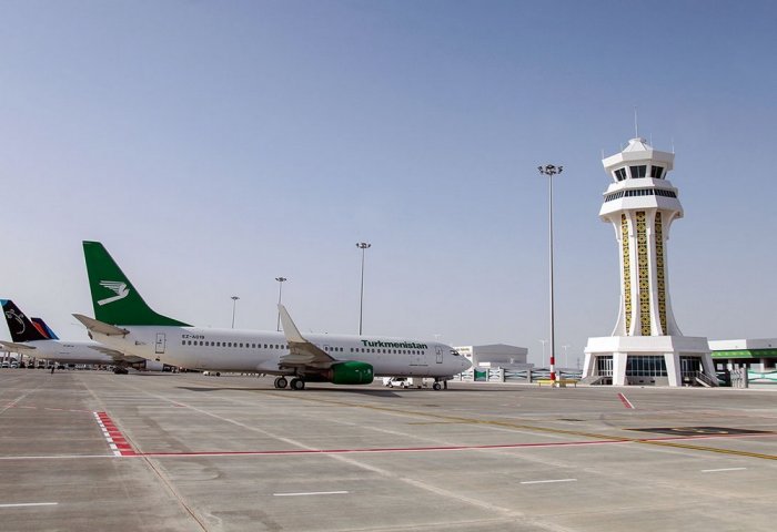 “Türkmenistan” awiakompaniýasy Aşgabat – Türkmenbaşy ugry boýunça uçuş tertibini täzeledi