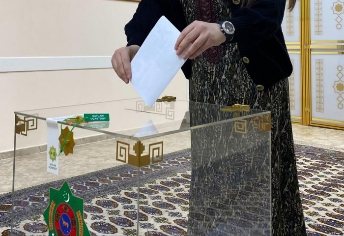 Turkmen Presidential Polls Close With Over 97% Voter Turnout