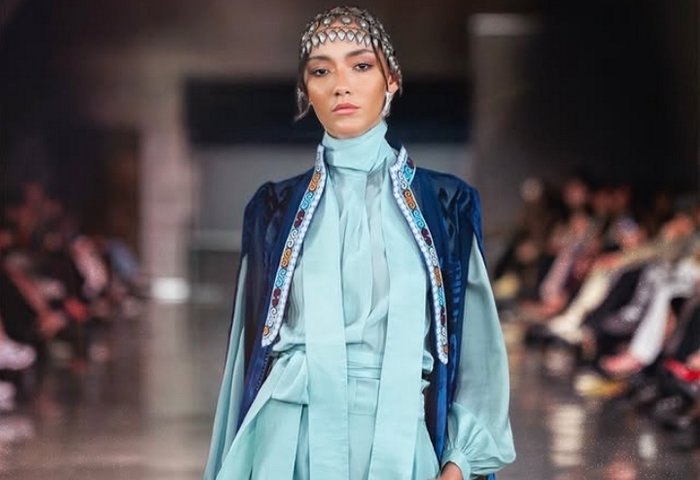 Türkmen dizaýneri “Azerbaijan Fashion Week” moda görkezilişine gatnaşdy Türkmen dizaýneri “Azerbaijan Fashion Week” moda görkezilişine gatnaşdy