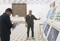 Гурбангулы Бердымухамедов ознакомился с объектами второго этапа строительства города Аркадаг