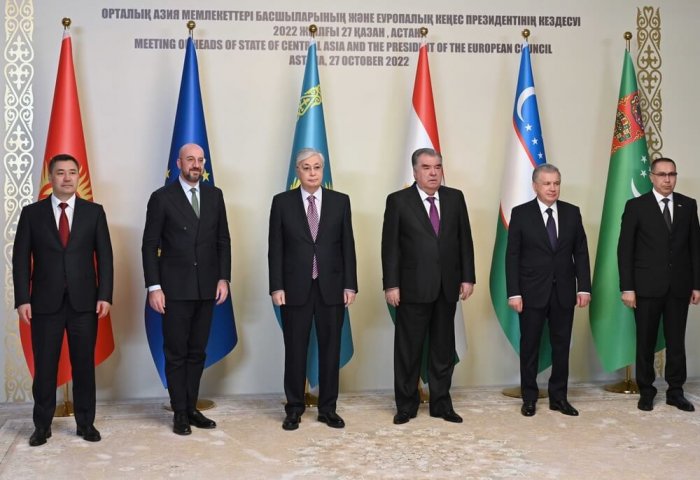Astana, ilk Orta Asya-AB üst düzey toplantısına ev sahipliği yaptı