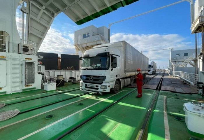 Nearly 23.5 Thousand Freight Trucks Transported Between Turkmenbashi, Baku Ports