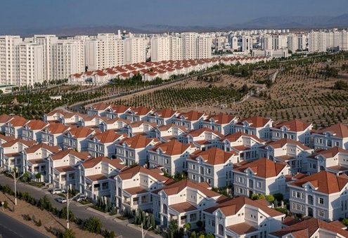 В Ашхабаде откроют 76 жилых домов и 127 коттеджей
