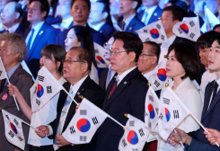 Turkmen President Congratulates South Korean President on National Holiday