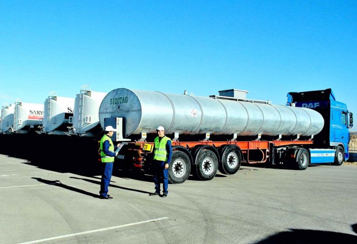 Yolashan Becomes First Turkmen Logistics Company to Transport Road Bitumen