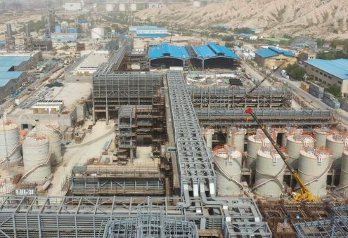 İran, ülkede dokuz petrokimya tesisinin inşasını planlıyor