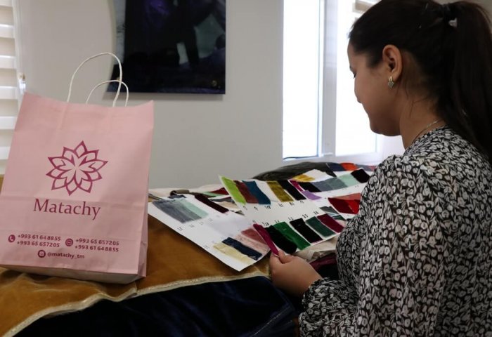 Mataçy Store in Ashgabat Offers High-Quality Velvet Fabrics
