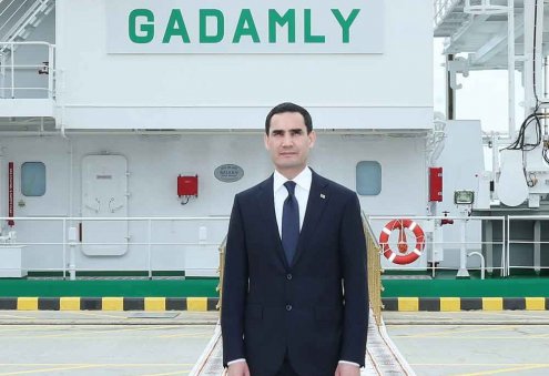 Türkmenistanda 2026-njy ýylda “Menzil” ýük gämisi ulanmaga berler