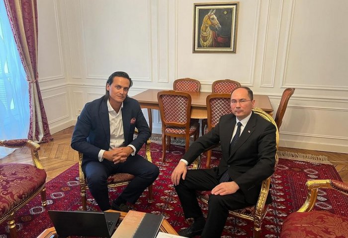 Туркменский дипломат и директор редакции The Investor обсудили укрепление бизнес-связей