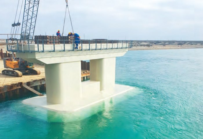 Haziran 2024’te Garabogaz’da inşa edilen köprüden ilk araçlar geçmeye başlayacak
