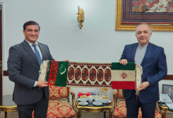 Tähranda türkmen-eýran hyzmatdaşlygynyň möhüm meseleleri ara alnyp maslahatlaşyldy