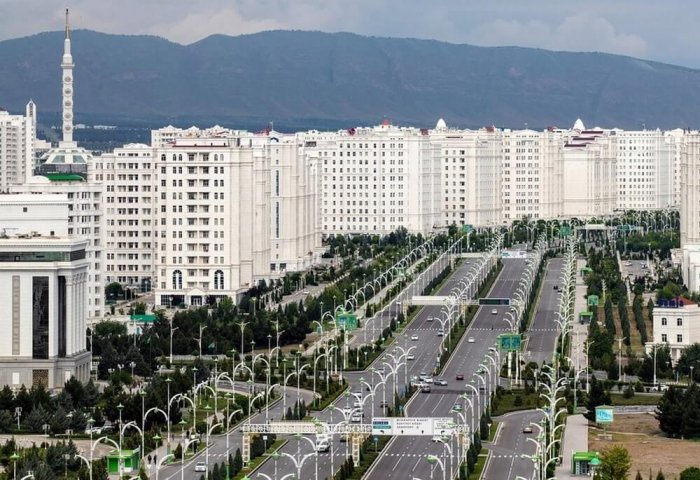 В Туркменистане построено 1008 зданий различного назначения