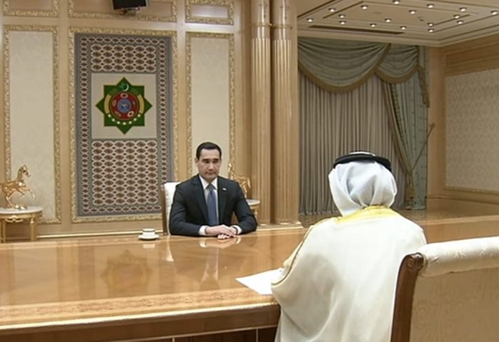 Turkmenistan's President Meets With the Head of Dragon Oil Company