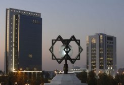 Остаток кредитов, выделенных туркменскими банками, превысил 96 млрд манатов