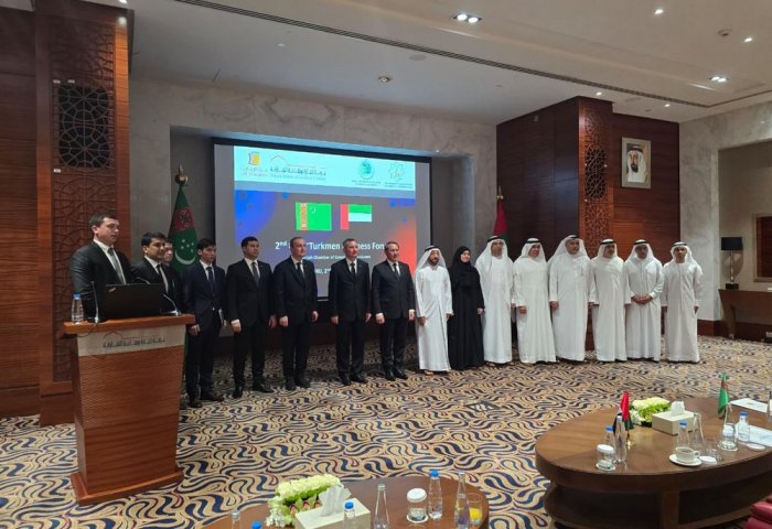 BAE-da Türkmen-Emirlik işewürler forumy geçirildi