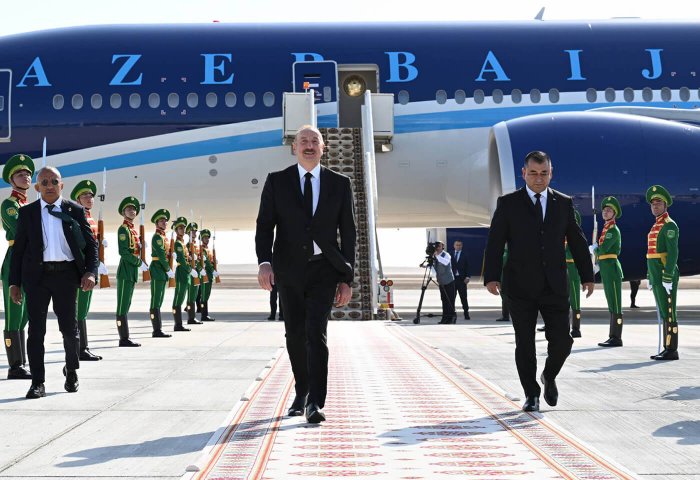 President of Azerbaijan Arrives in Turkmenbashi on Working Visit