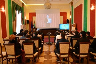 Turkmen Embassy in Ukraine Presents New Book by President Berdimuhamedov