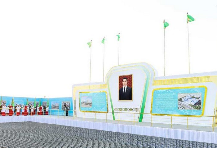 Aşgabatda, Tejende we Daşoguzda täze saglyk edaralarynyň gurluşygy başlandy