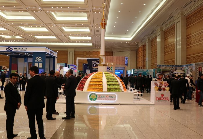 Exhibition on Achievements of Turkmen Businesses Extended Until March 23