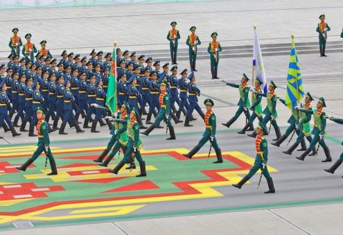 В Туркменистане торжественно отмечают 31-ю годовщину независимости страны