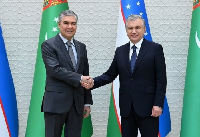 Turkmen, Uzbek Leaders Call For Further Deepening Ties