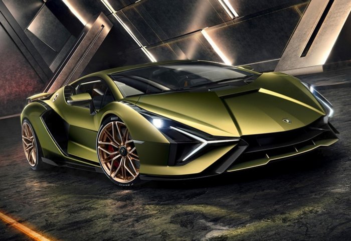 Lamborghini Reveals Its First Hybrid Supercar