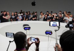 Apple Unveils Revolutionary Vision Pro Headset at Worldwide Developers Conference