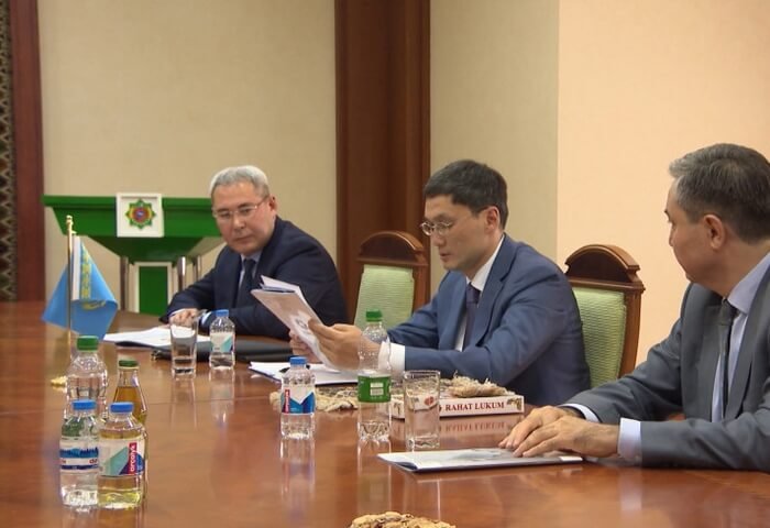 Kazakhstan Expresses Interest in Import of Turkmen Lubricants