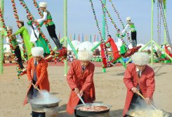 Туркменистан отпразднует Курбан байрамы 28-30 июня