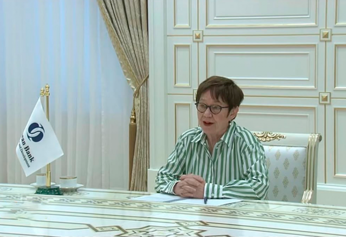 Президент Туркменистана и глава ЕБРР обсудили приоритетные направления сотрудничества
