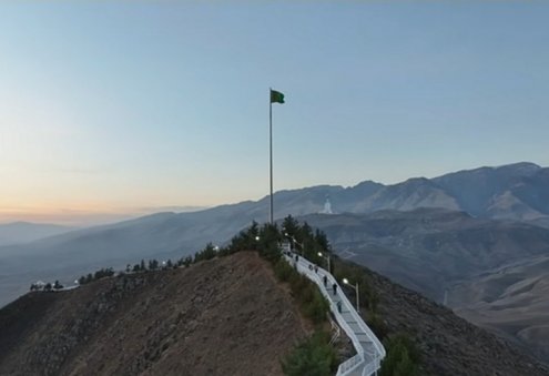 President of Turkmenistan Leads Mass Climb on the Health Path