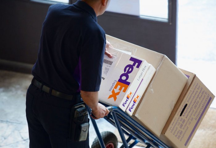 FedEx Ends Its Ground-Shipping Partnership With Amazon