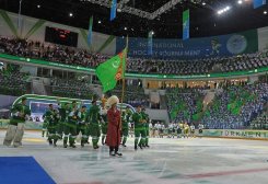 Туркменский Galkan завоевал кубок международного хоккейного турнира