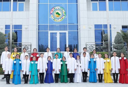 Awazada Gurbanguly Berdimuhamedow adyndaky haýyr-sahawat gaznasynyň täze şahamçasy açyldy