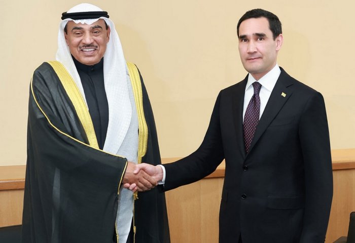 Türkmenistanyň Prezidenti Kuweýtiň Mirasdüşer Şazadasy we Awstriýanyň Prezidenti bilen duşuşdy Türkmenistanyň Prezidenti Kuweýtiň Mirasdüşer Şazadasy we Awstriýanyň Prezidenti bilen duşuşdy