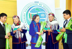 Türkmenistanda 146 sany adama ýaşamak üçin ygtyýarnama berildi