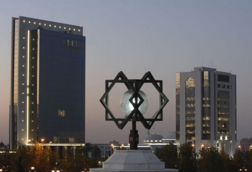 Türkmenistan bankalarının sağladıkları toplam kredi miktarı 85 milyar manatı aştı