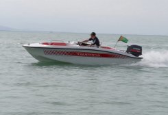 Turkmen Company Şanly Mekan Produces Fiberglass Boats