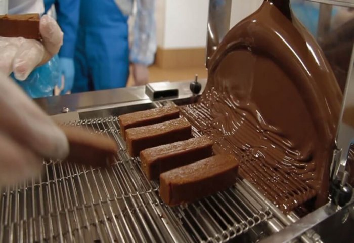 Oguzhan şirketi, yeni çeşit çikolata ürünlerinin üretimini faaliyete geçirdi