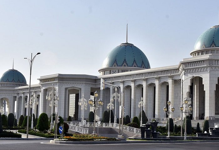 Turkmen President Pardons 2082 Prisoners, Including Four Foreign Citizens
