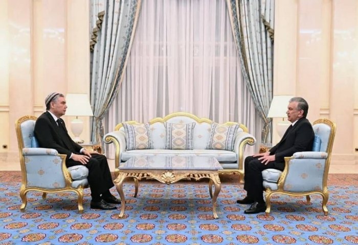 Presidents of Turkmenistan, Uzbekistan Hold Talks in Ashgabat