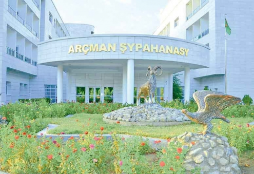 Gurbanguly Berdimuhamedow "Arçman" şypahanasynyň täze bejeriş merkeziniň açylyşyna gatnaşdy