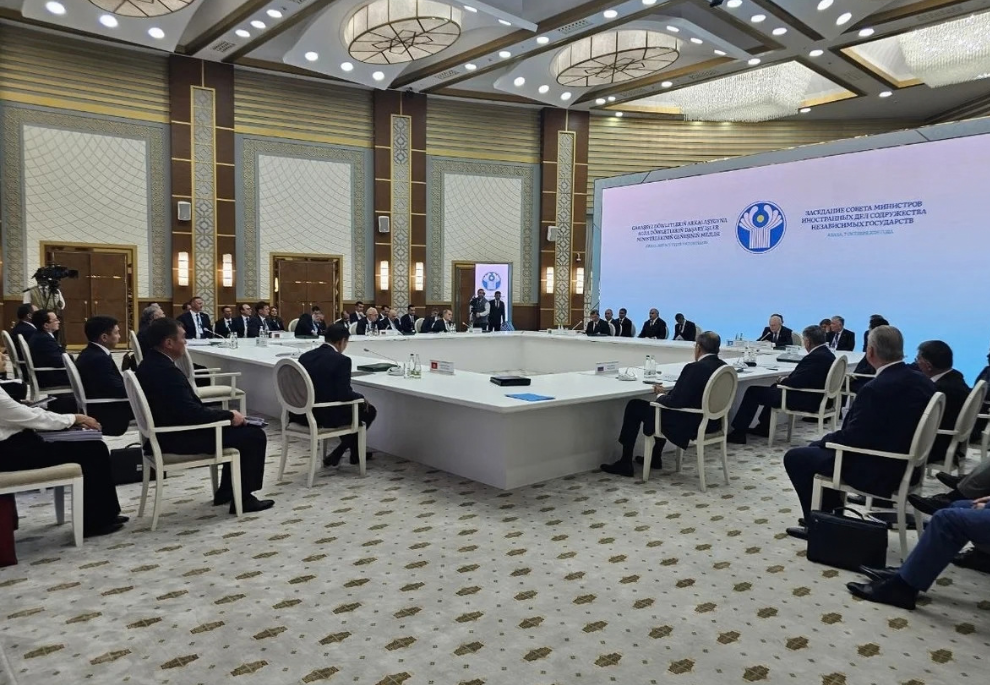 GDA-nyň Daşary işler ministrleriniň geňeşiniň giňişleýin düzümdäki mejlisi, “Awaza” milli syýahatçylyk zolagy, 2026-njy ýylyň 7-nji oktýabry. (Surat: GDA-nyň Ýerine ýetiriji komiteti)