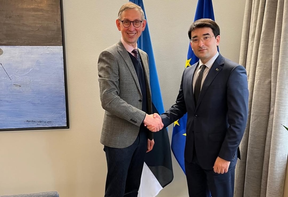 Встреча Сапара Пальванова с Лаурии Куусингом, 23 февраля, 2026 г., Брюссель, Бельгия (Фото: Посольство Туркменистана в Бельгии)