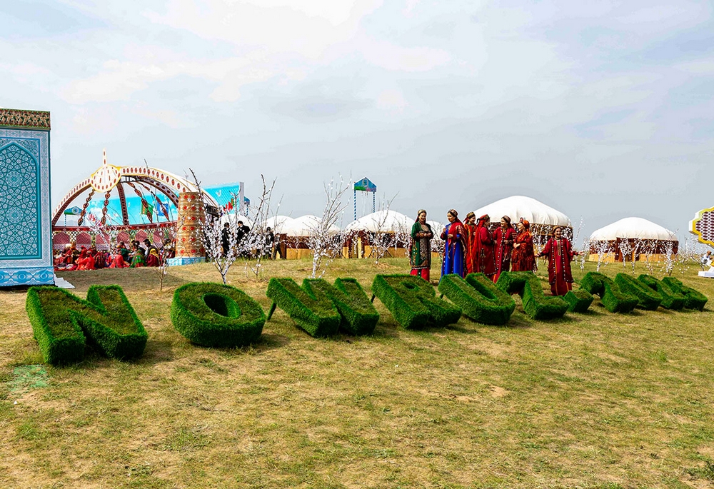 Туркменистан утвердил календарь рабочих и праздничных дней на 2026 год