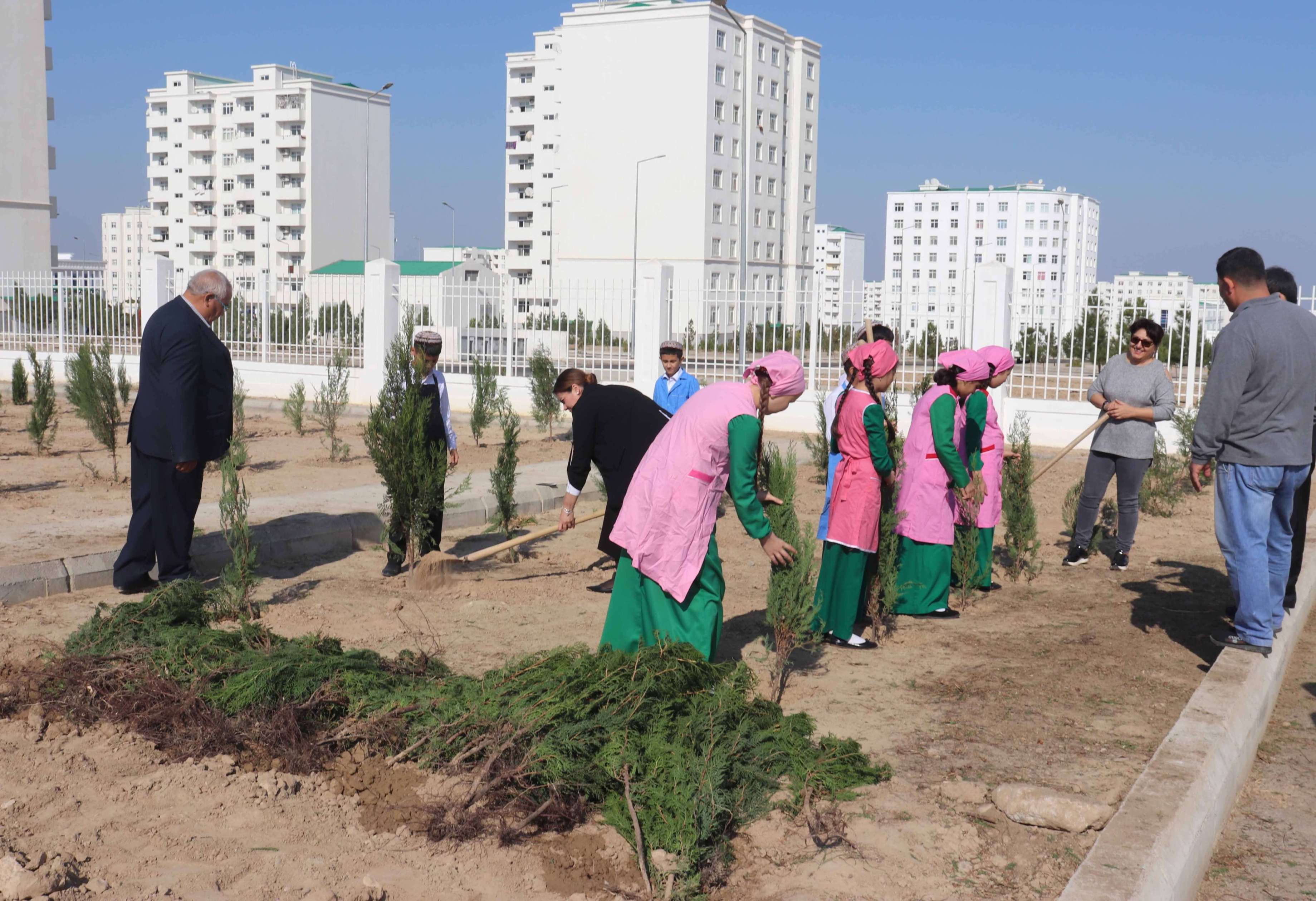 Туркменабад сегодня. Жизнь в Туркмении. Туркменистан реальная жизнь. Охрана окружающей среды Туркменистана. Ситуация в Туркменистане.